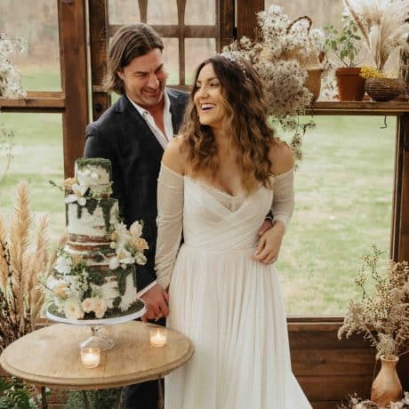 This image has an empty alt attribute; its file name is 24-Nashville-Custom-Wedding-Cakes--scaled.jpg